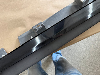 2015-2023 Ford Mustang GT V6 LH Side Skirt Molding Driver Side "G1"