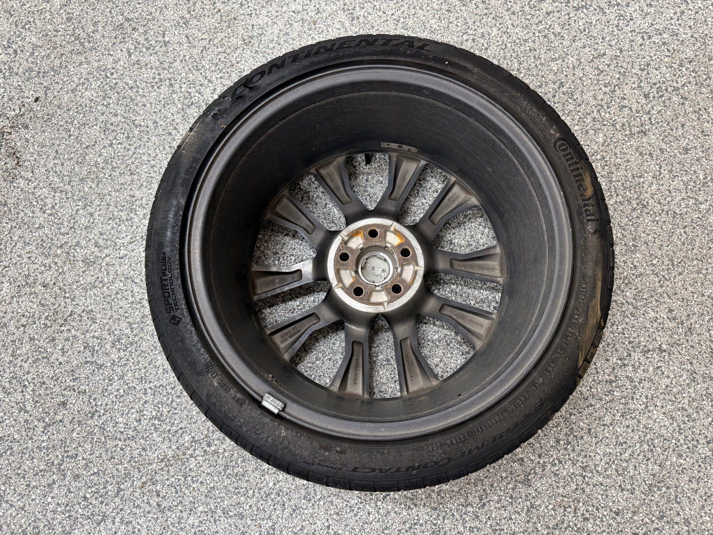 2015-2023 Ford Mustang GT Wheel Rim 20x9" Continental Extreme Contact 265/35/20
