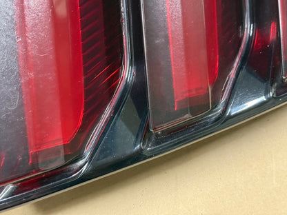 2015-2017 Ford Mustang GT350 GT V6 EcoBoost Tail Light RH Pass. Side LED