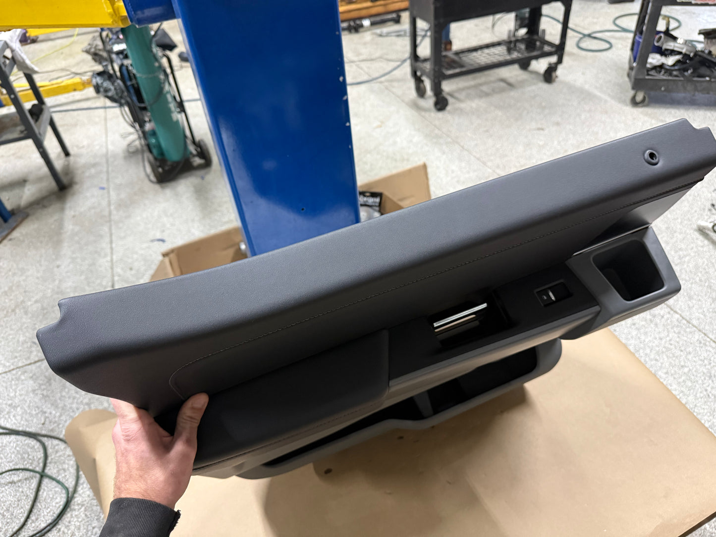 2023-2025 Ford F-250 F-350 Super Duty XLT Sport LH Driver Rear Door Panel