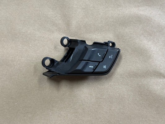 2015-2023 Ford Mustang GT RH Steering Wheel Button Sync Control