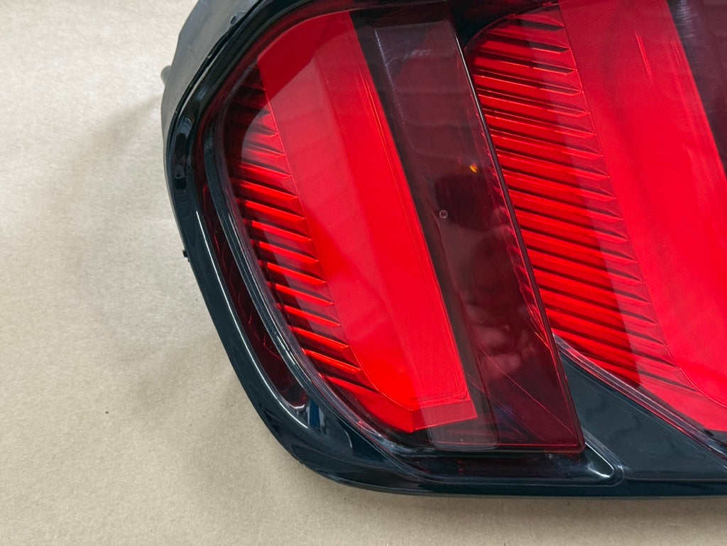 2015-2017 Ford Mustang GT350 GT V6 EcoBoost Tail Light LH Driver Side LED