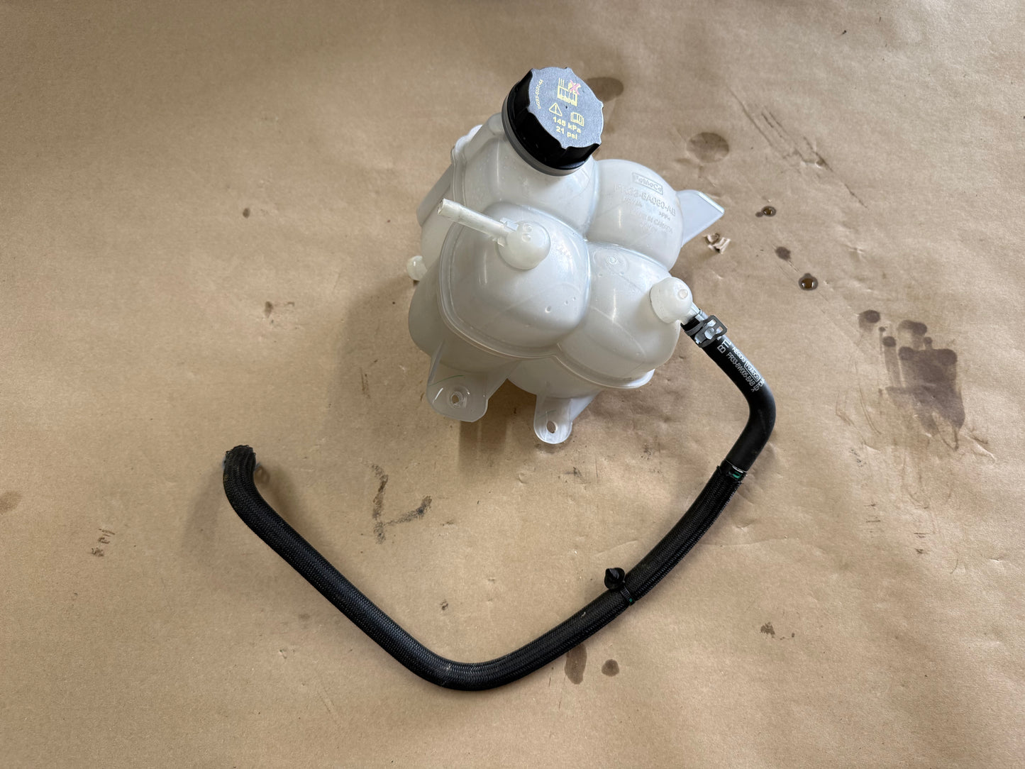 2024-2026 Ford Mustang GT Coyote 5.0L V8 Coolant Overflow Tank w/Hose
