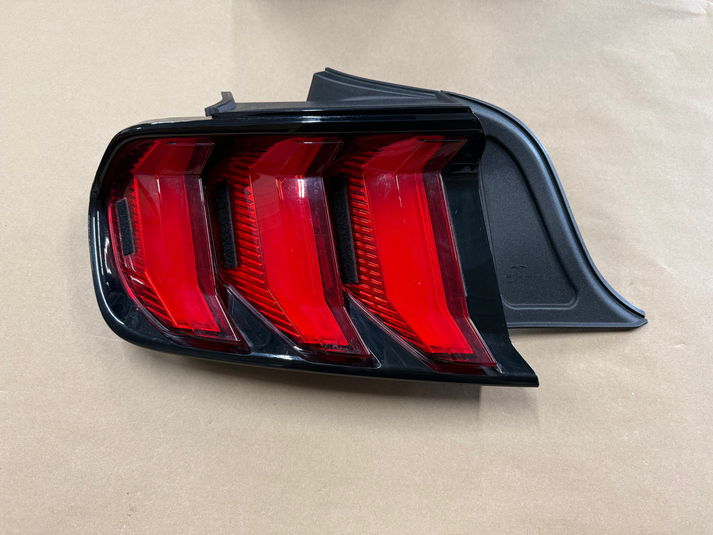 2018-2023 Ford Mustang GT350 GT V6 EcoBoost Tail Light LH Driver Side LED