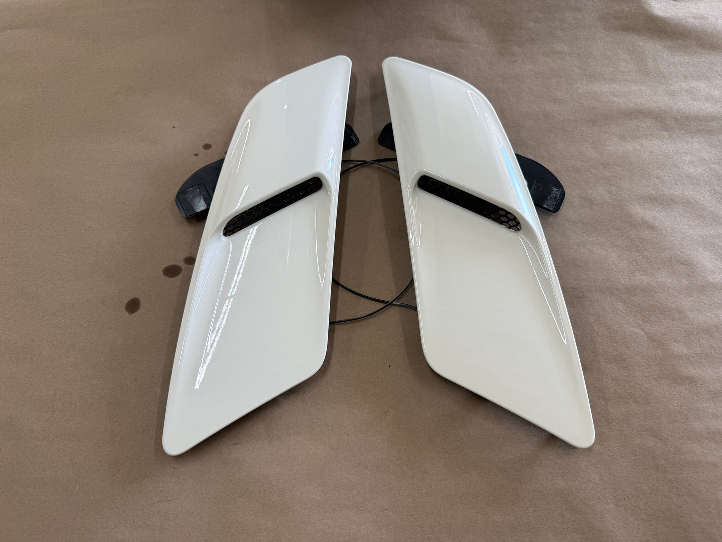 2015-2017 Ford Mustang GT Hood Insert Vents RH LH Pair "N4"