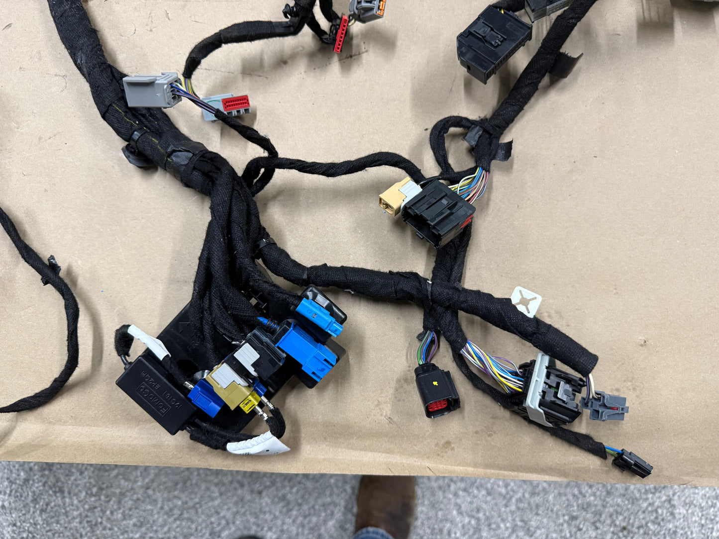 2024-2026 Ford Mustang GT Dash Wiring Harness "PR3T-14401-HE"