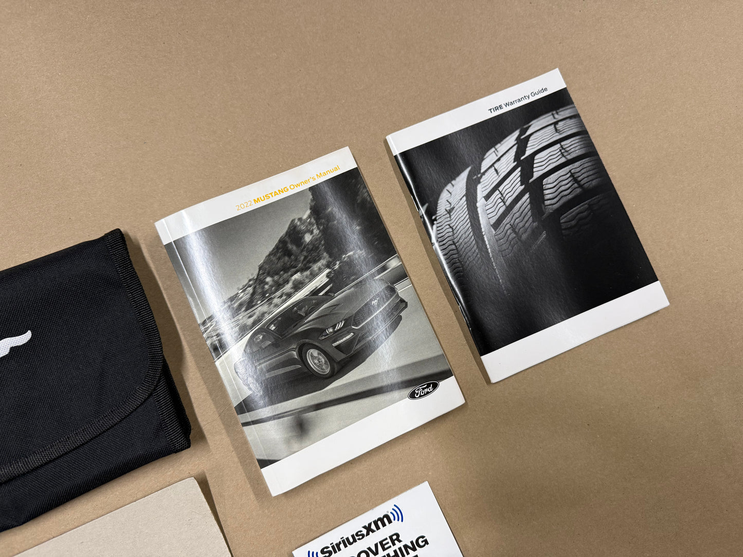 2022 Ford Mustang GT Owners Manual And Literature w/Cover