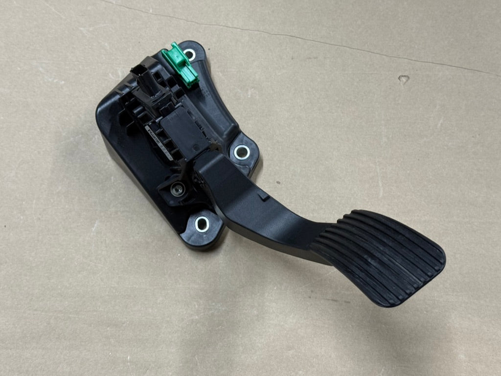 2023-2025 Ford F-250 F-350 Super Duty Electric Gas Pedal