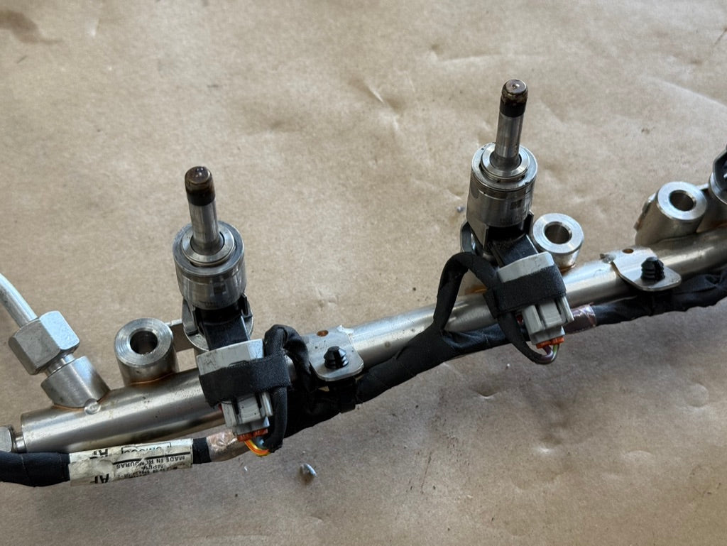 2018-2023 Ford Mustang GT 5.0L Coyote Direct Injection Fuel Rail Injectors