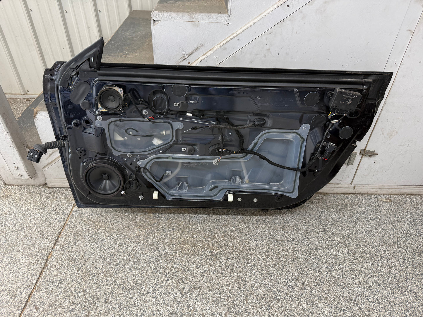 2015-2023 Ford Mustang GT EcoBoost RH Passenger Side Door Complete w/Glass