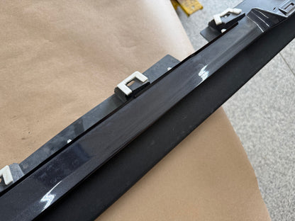 2015-2023 Ford Mustang GT V6 RH Passenger Side Skirt Molding "HY"