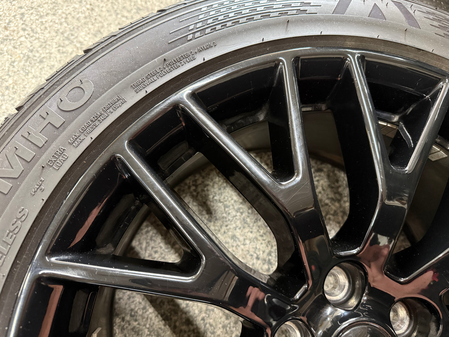2015-2023 Mustang GT 5.0 19x9.5" Wheel Rim PP1 Rear 275/40/19 Kumho