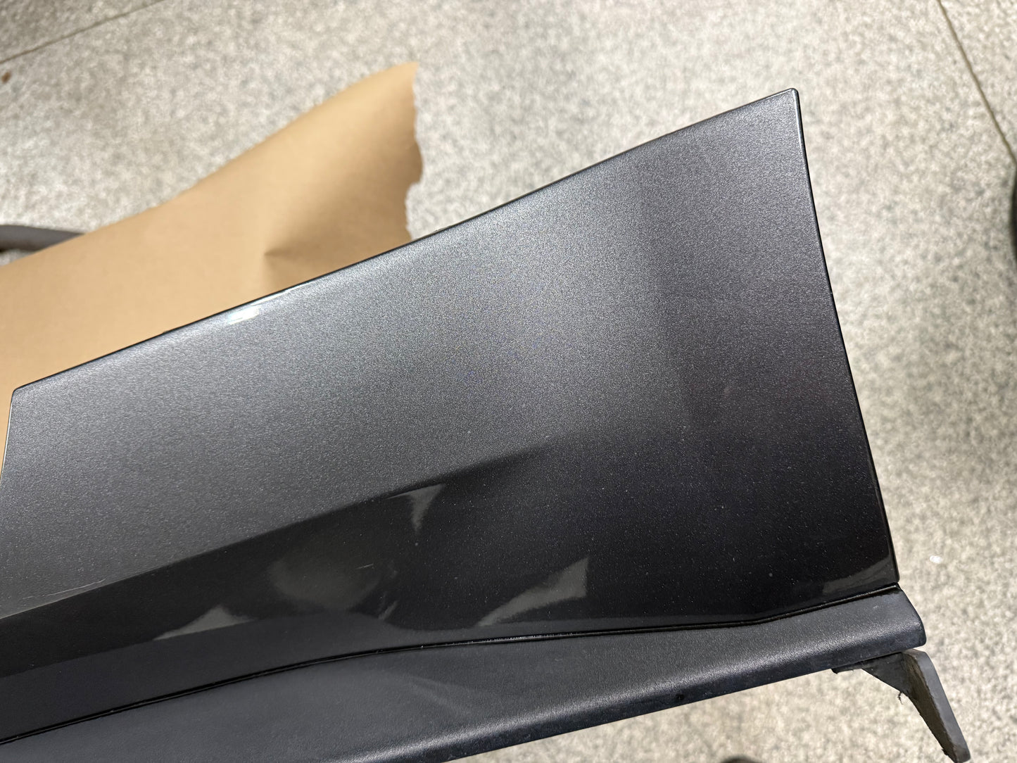 2015-2023 Ford Mustang GT V6 LH Side Skirt Molding Driver Side "J7"