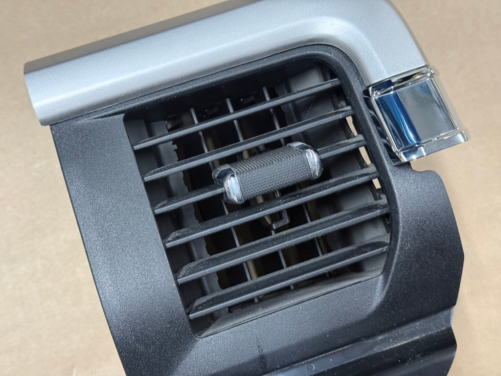 2023-2025 Ford F-250 F-350 RH Passenger Side Dash Vent Trim