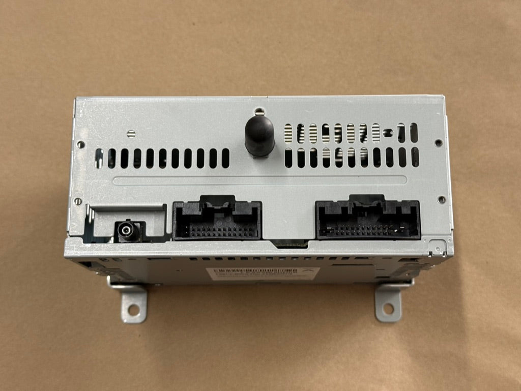 2018-2023 Ford Mustang Radio Head Unit NON Touch Screen 4" Display