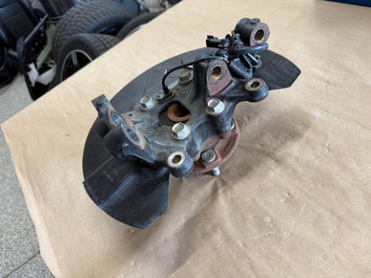 2021-2023 Ford Mustang 5.0 GT RH Passenger Side Front Spindle Knuckle Hub 4 Bolt