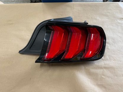 2018-2023 Ford Mustang GT V6 EcoBoost Tail Light RH Passenger Side LED