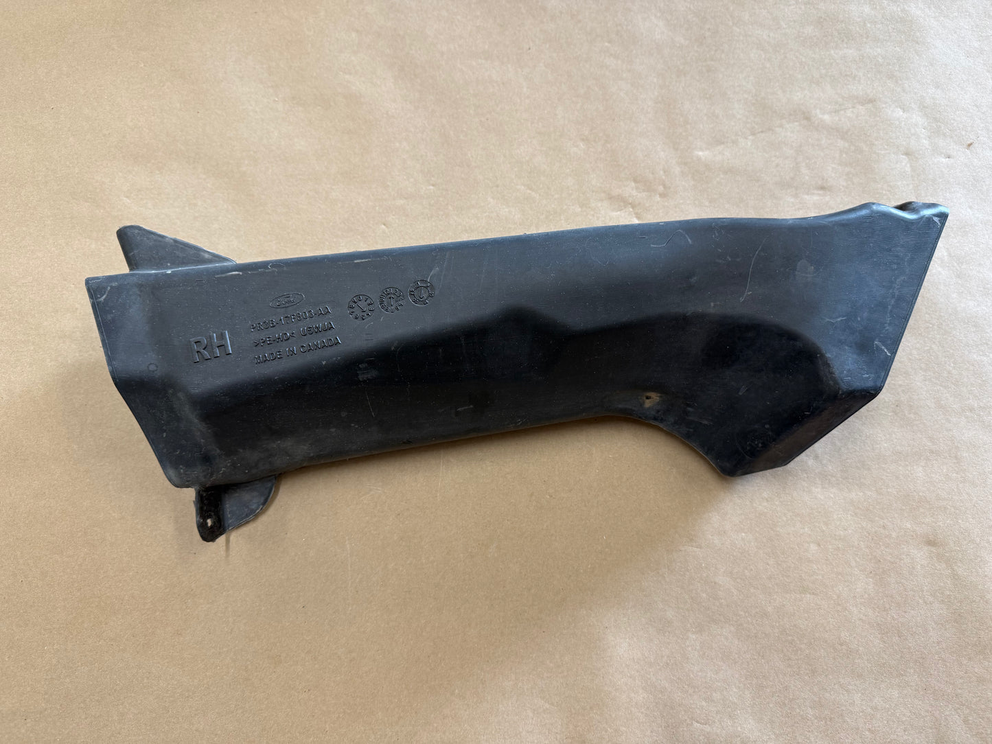 2024-2026 Ford Mustang GT Front Bumper Brake Air Duct RH Passenger Side