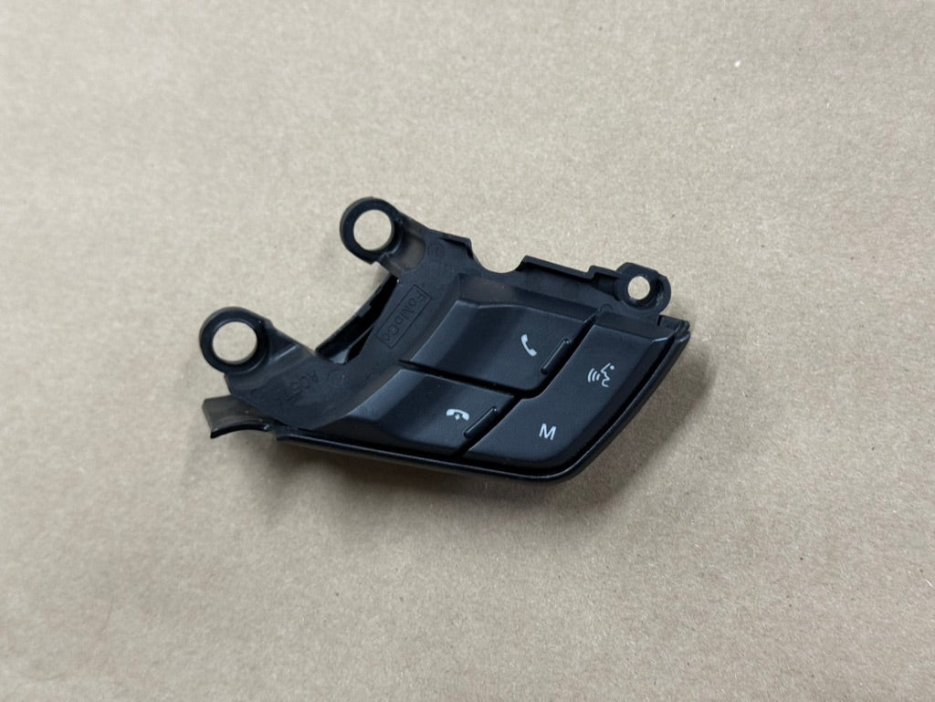 2015-2023 Ford Mustang GT RH Steering Wheel Button Sync Control