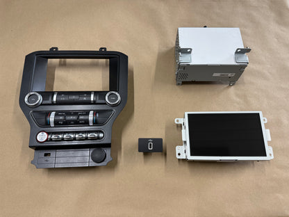 2020 Ford Mustang GT Touch Screen, Face Plate, Radio, Module USB Port