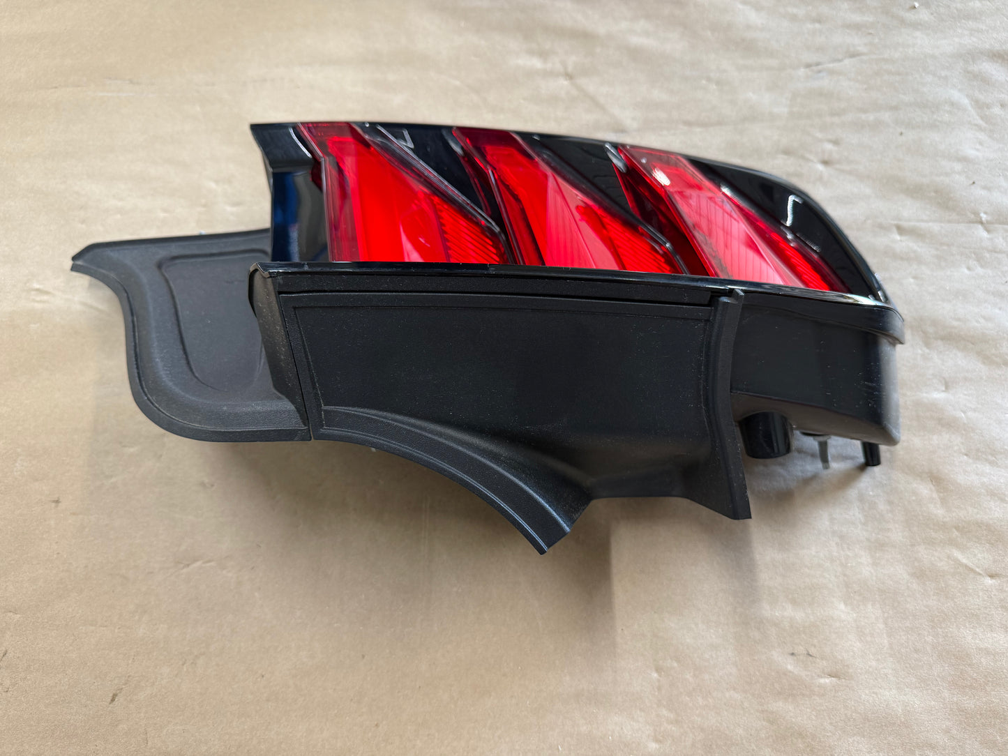 2018-2023 Ford Mustang GT350 GT V6 EcoBoost Tail Light LH Driver Side LED