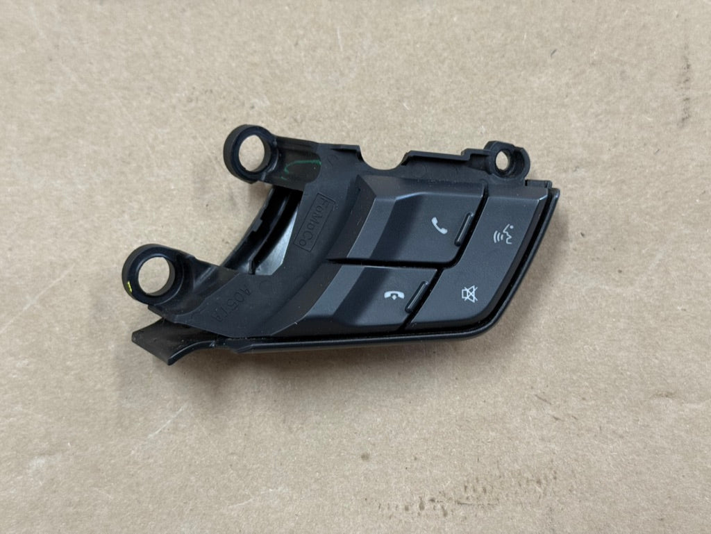 2015-2023 Ford Mustang GT RH Steering Wheel Button Sync Control