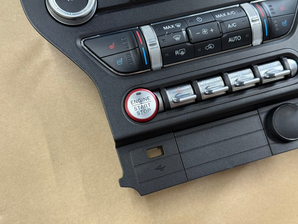 2022 Ford Mustang GT Touch Screen, Face Plate, Radio, Module USB Port