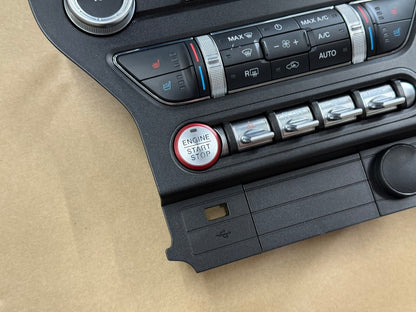 2022 Ford Mustang GT Touch Screen, Face Plate, Radio, Module USB Port