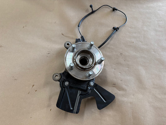 2021-2023 Ford Mustang 5.0 GT RH Passenger Side Front Spindle Knuckle Hub 4 Bolt
