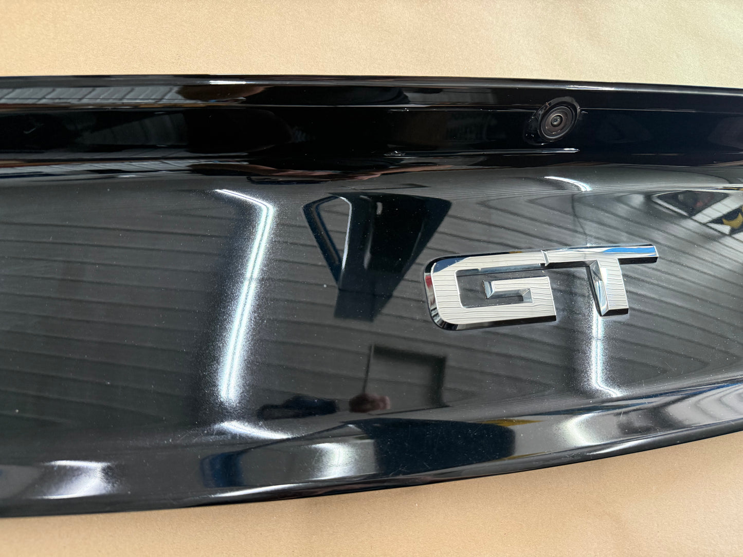 2015-2017 Ford Mustang GT 5.0 Trunk lid Panel Rear Decklid Back-Up Camera