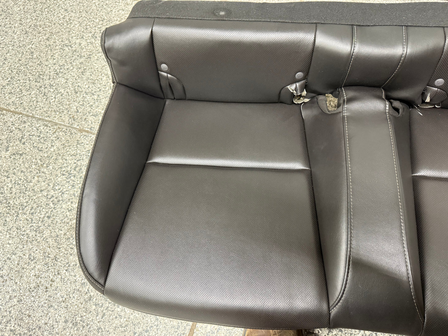 2010-2015 Chevrolet Camaro SS Convertible Rear Seats Black Leather