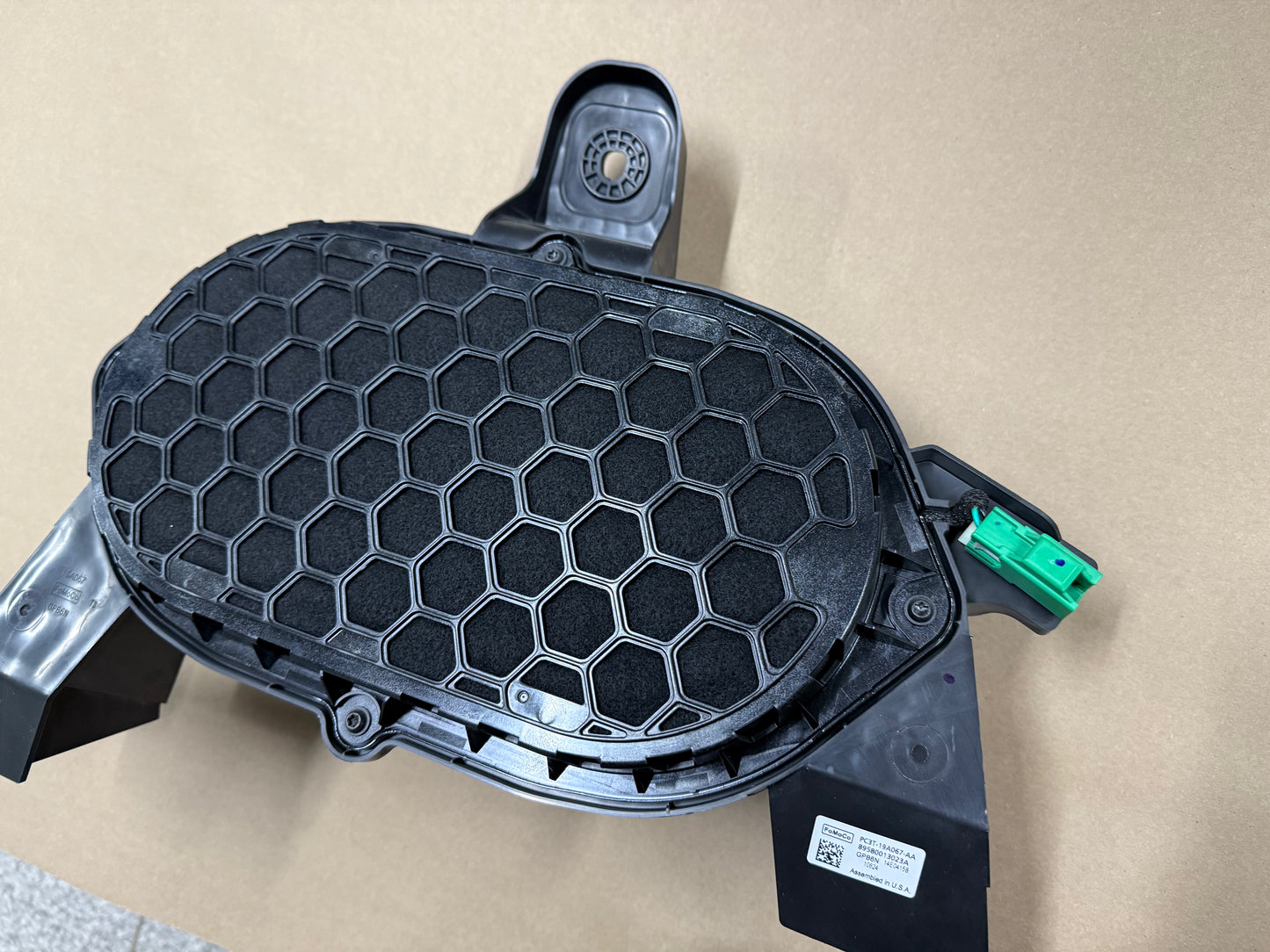 2023-2025 F-250 Super Duty Subwoofer Speaker Sub