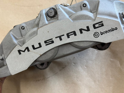 2024-2026 Ford Mustang GT Front 4 Piston BREMBO Brake Calipers Rotors 17k mi