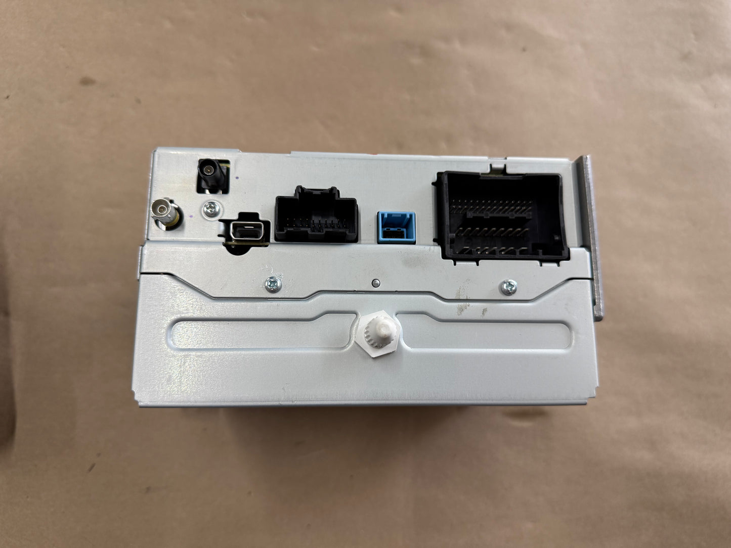 2013 Chevrolet Camaro SS MyLink Premium Radio Face Plate GM