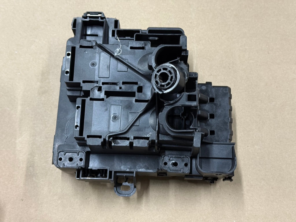 2024-2026 Ford Mustang GT Engine Bay Fuse Box Under Hood