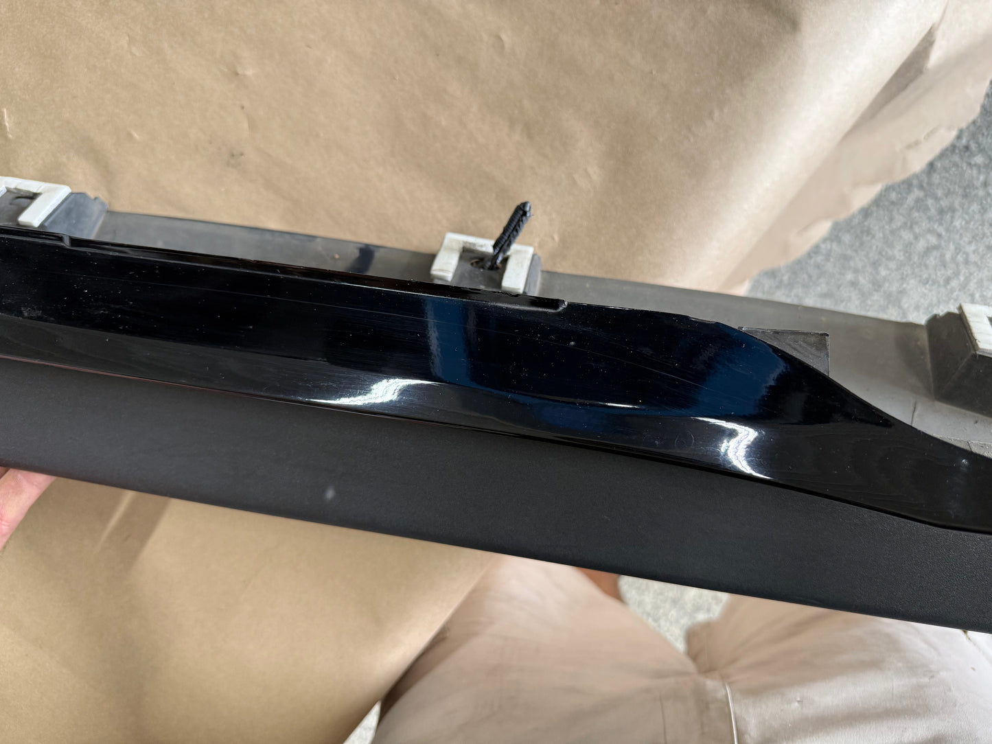2015-2023 Ford Mustang GT V6 LH Side Skirt Molding Driver Side "G1"