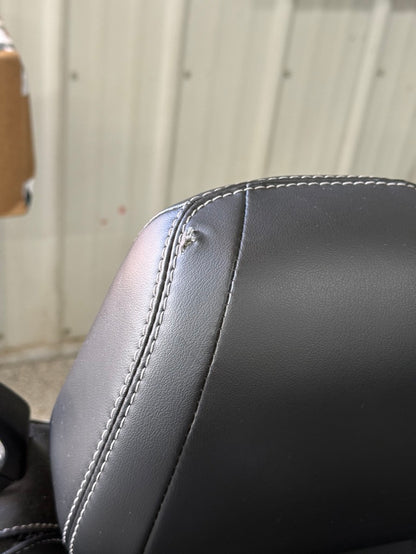 2018-2023 Ford Mustang GT Black Leather Front Rear Power Seats Heat Cooled Vert