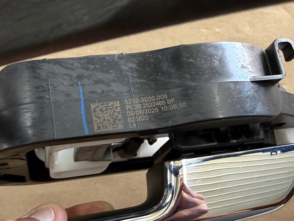2023-2026 Ford F-250 Super Duty LH Driver Side Front Door Handle Assembly Chrome