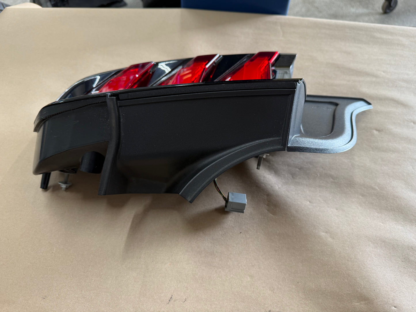 2018-2023 Ford Mustang GT V6 EcoBoost Tail Light RH Passenger Side LED