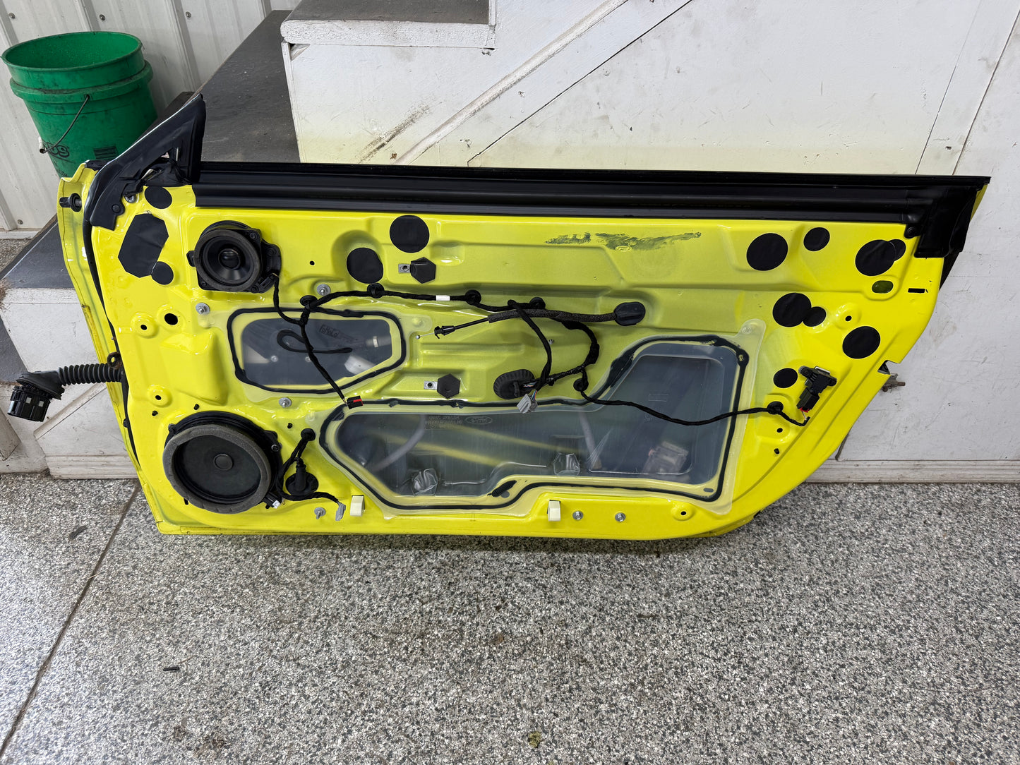 2015-2023 Ford Mustang GT GT500 RH Passenger Side Door Complete w/Glass "CB"