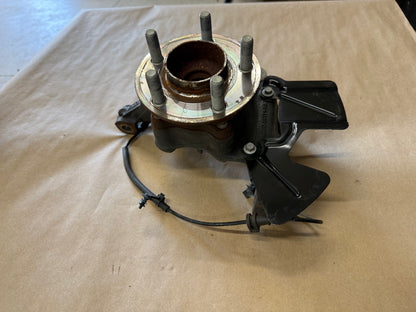 2021-2023 Ford Mustang 5.0 GT LH Driver Side Front Spindle Knuckle Hub 4 Bolt