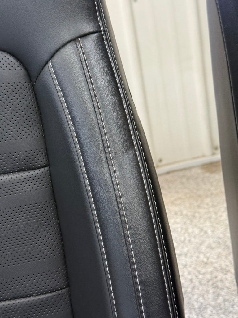 2018-2023 Ford Mustang GT Black Leather Front Rear Power Seats Heat Cooled Vert