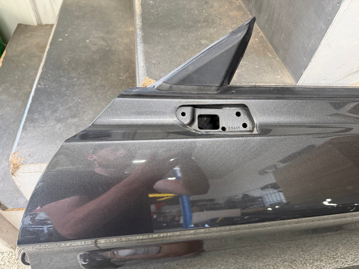 2015-2023 Ford Mustang GT GT500 LH Driver Side Door Complete w/Glass "J7"