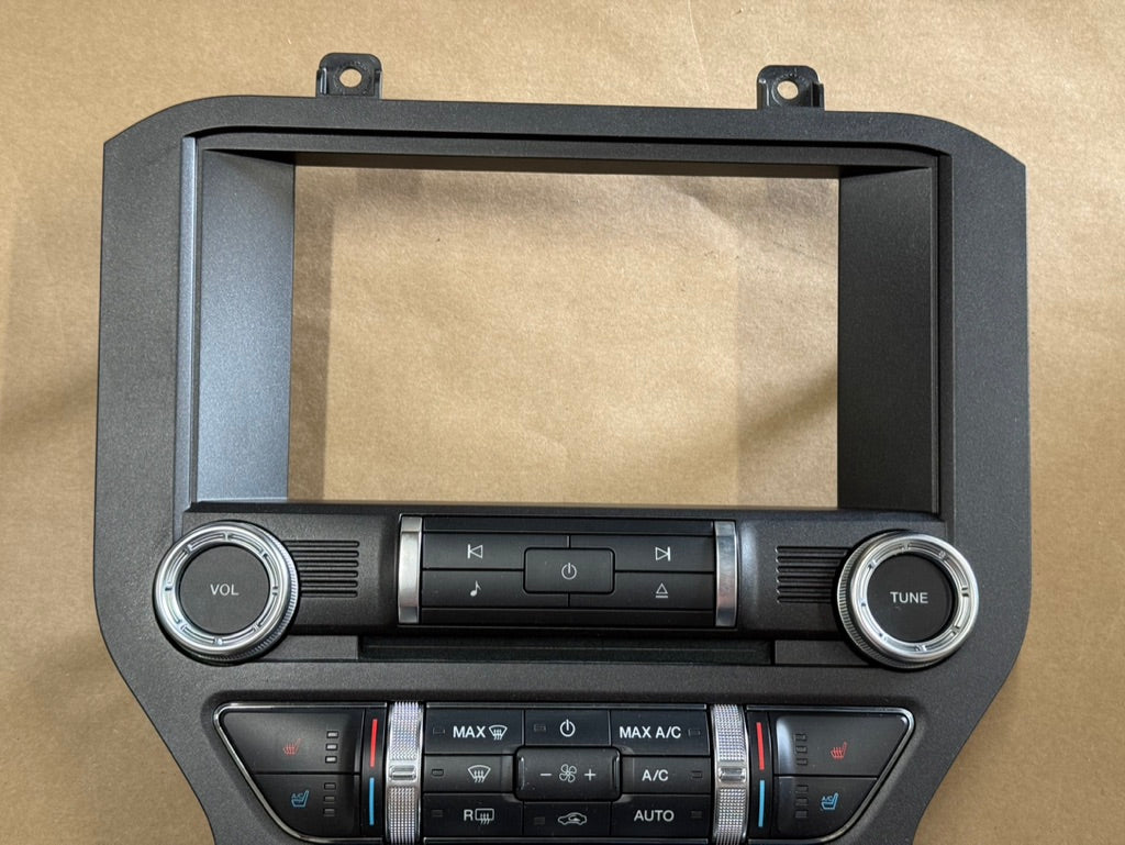 2018 Ford Mustang GT Touch Screen Face Plate Radio Module USB
