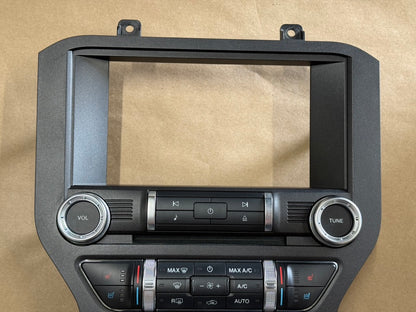2018 Ford Mustang GT Touch Screen Face Plate Radio Module USB
