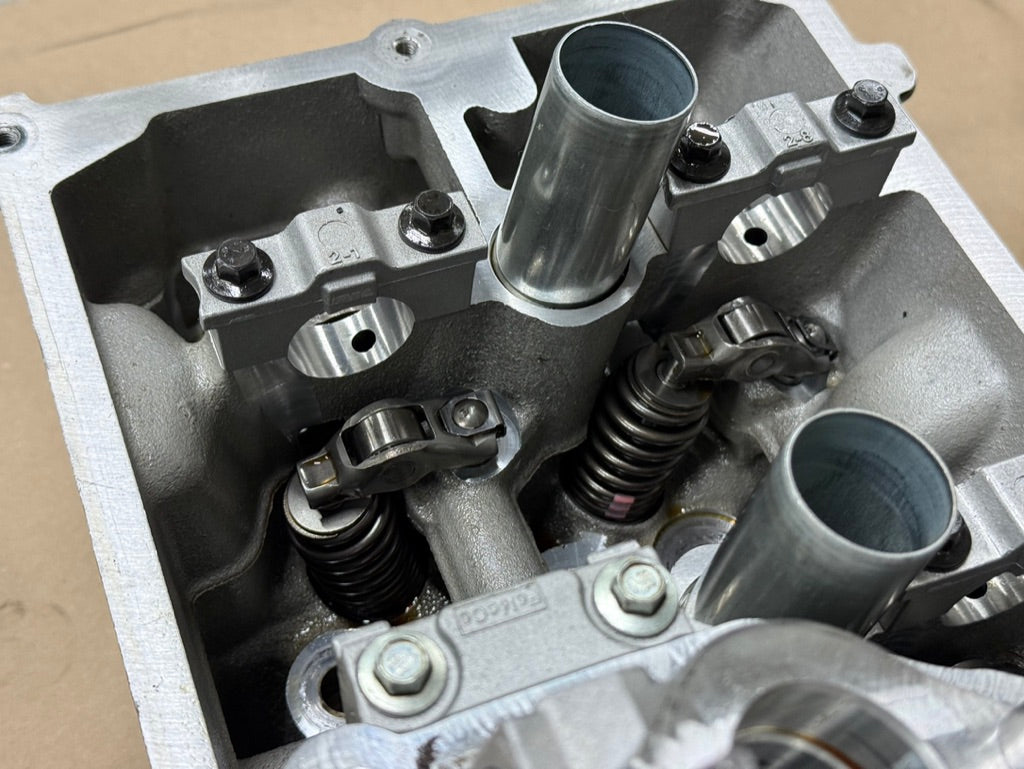 2024-2026 Ford Mustang DOHC Cylinder Heads RH LH Pair Valves 5.0L Coyote Gen 4
