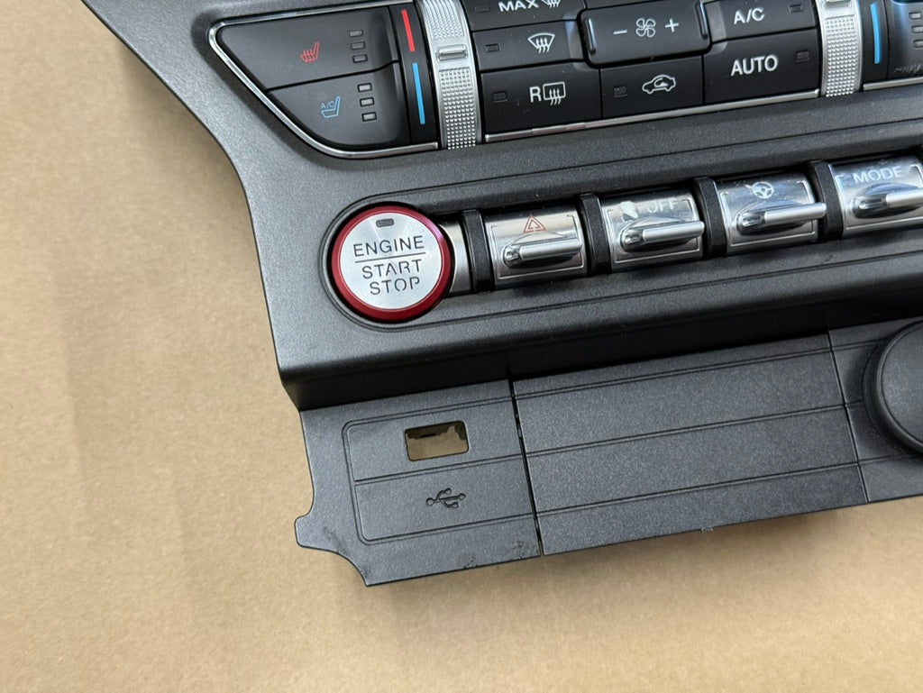 2021 Ford Mustang GT Touch Screen, Face Plate, Radio, Module USB Port