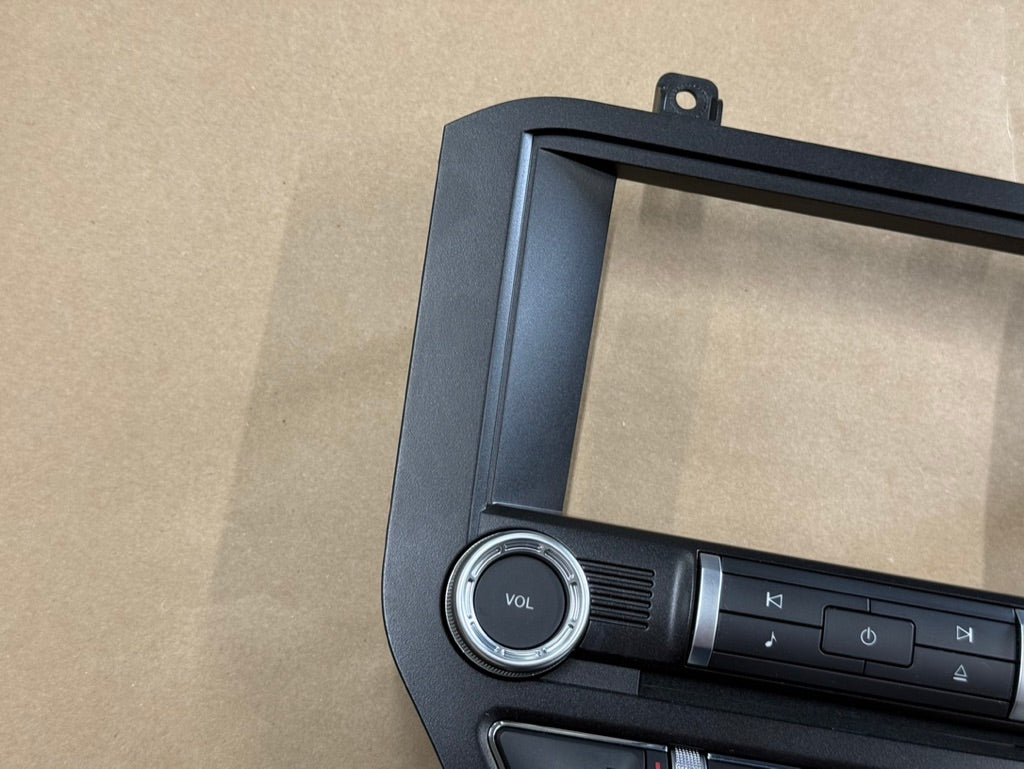 2021 Ford Mustang GT Touch Screen, Face Plate, Radio, Module