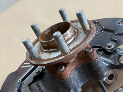 2024-2026 Ford Mustang GT LH Driver Side Front Spindle Knuckle Hub 13k Miles