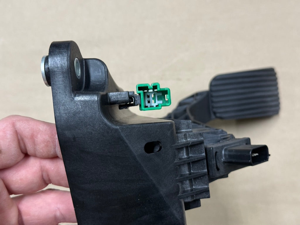 2023-2025 Ford F-250 F-350 Super Duty Electric Gas Pedal